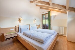 2 bedrooms, free WiFi, bed sheets