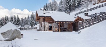 Holiday Home "Baita Nonno Ghino" with Mountain View, Garden & Wi-Fi