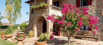 Apartment "La Vecchia Fornace Casa Rossa" with Shared Pool & Wi-Fi