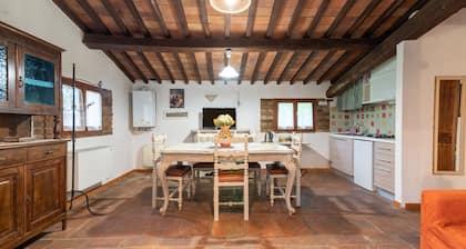 Apartment "La Vecchia Fornace La Casina" with Shared Pool & Wi-Fi