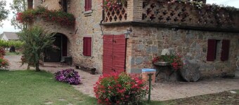 Appartement "La Vecchia Fornace La Casina" avec piscine partagée et Wi-Fi