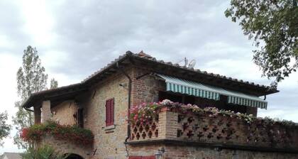 Apartment "La Vecchia Fornace La Casina" with Shared Pool & Wi-Fi