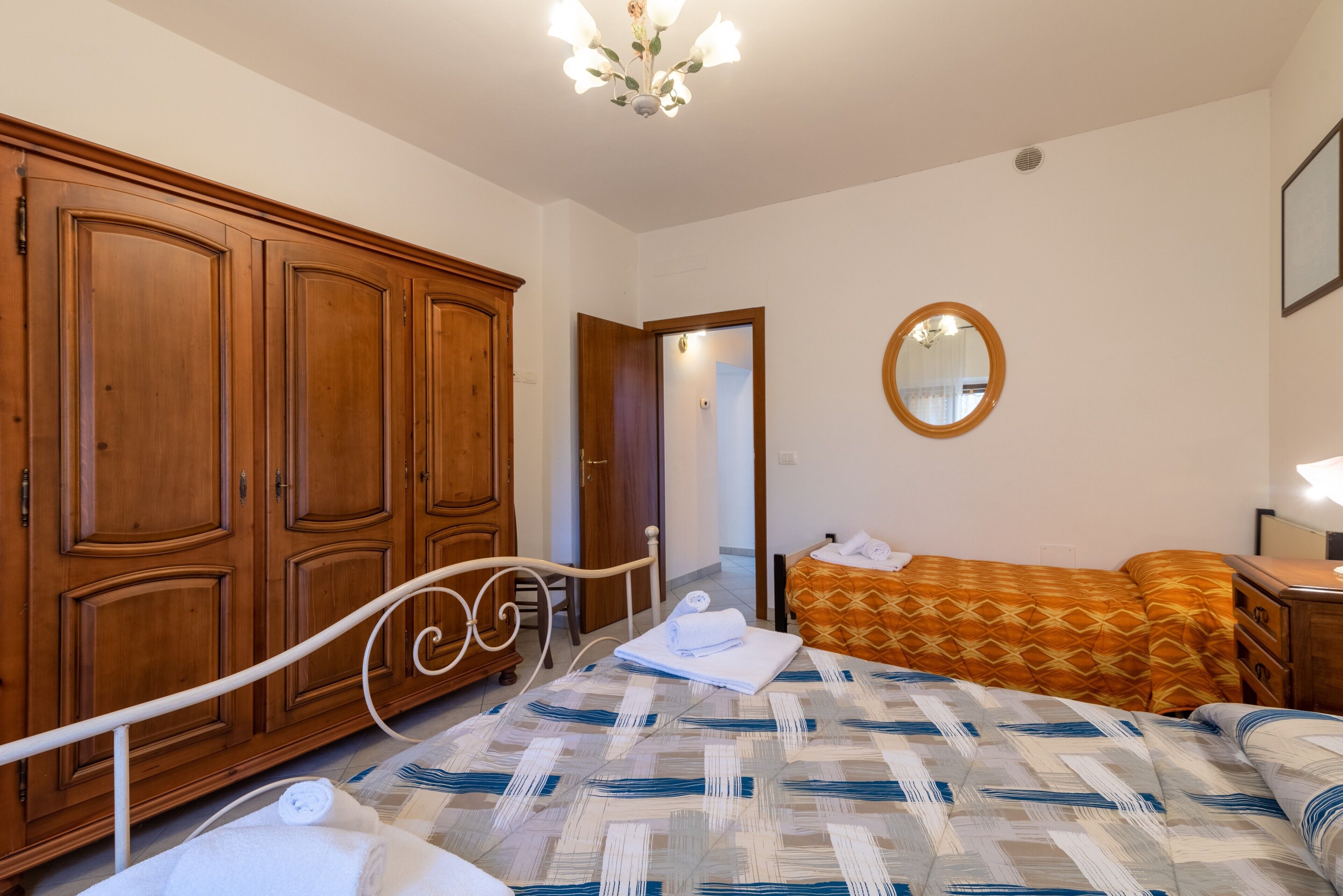 1 bedroom, free WiFi, bed sheets