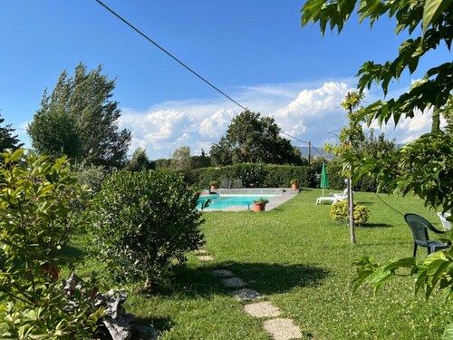 Apartment “Papà Giuseppe La Stalla” with Shared Pool and Wi-Fi