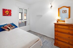2 bedrooms, iron/ironing board, free WiFi, bed sheets - Apartment "Torrox Beach" with Pool, Garden & Wi-Fi (Torrox)