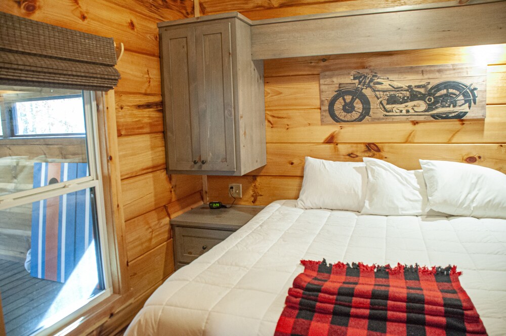 Copperhead Lodge Cabin 45. Blairsville, GA. Vacation Rentals Union