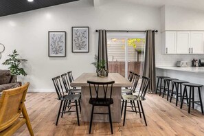 Dining - Coeur d'Alene Getaway I Quiet Neighborhood! (Coeur d'Alene)