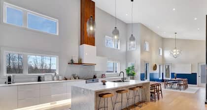 Château Céleste - Villa w/ pool, hot tub, fire pit