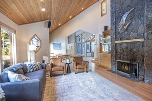 Smart TV, fireplace, table tennis, books
