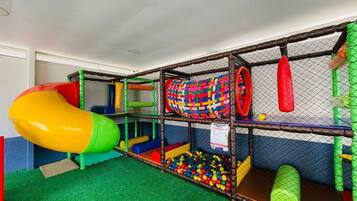 Apartamento standard | Área infantil