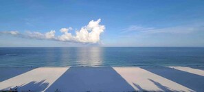 Beach - Luxury canal home w/ heated pool & spa! (Marco Island)