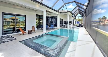Luxury canal home w/ heated pool & spa!