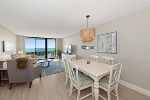 Televisión y oficina 