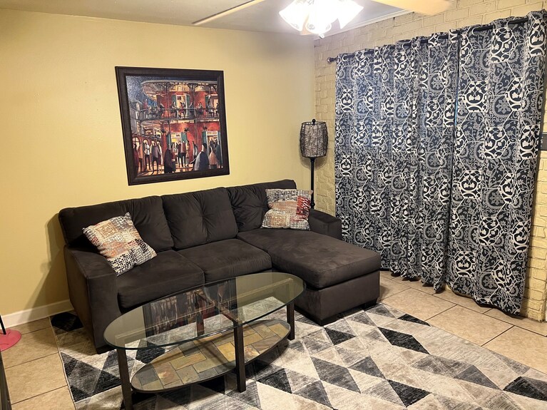 Prime Downtown Spot 1 Block To Mississippi River Walk, 5 Min To Lsu - 巴頓魯治
