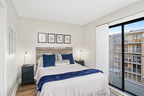 2 chambres, fer et planche à repasser, Wi-Fi gratuit, draps fournis