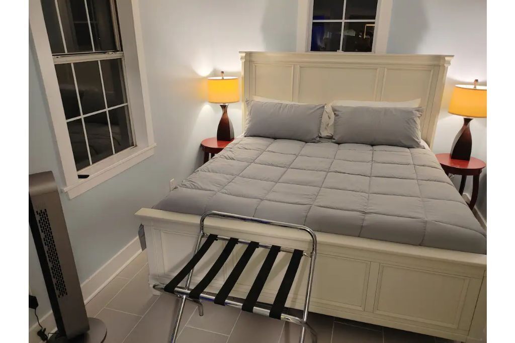 Beaufort Coastal Cottage Downtown!3bedroom 5beds!