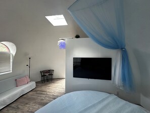1 bedroom, WiFi