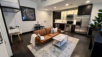 TV connectée, cheminée