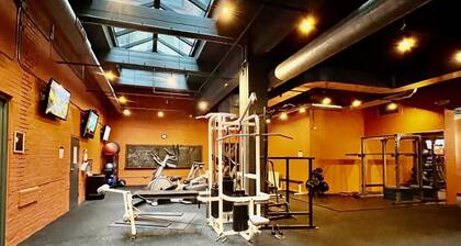 Stylish Downtown Grand Rapids with parking and fitness center