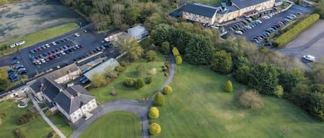 Double Room, Accessible | Iron/ironing board, travel crib, free WiFi