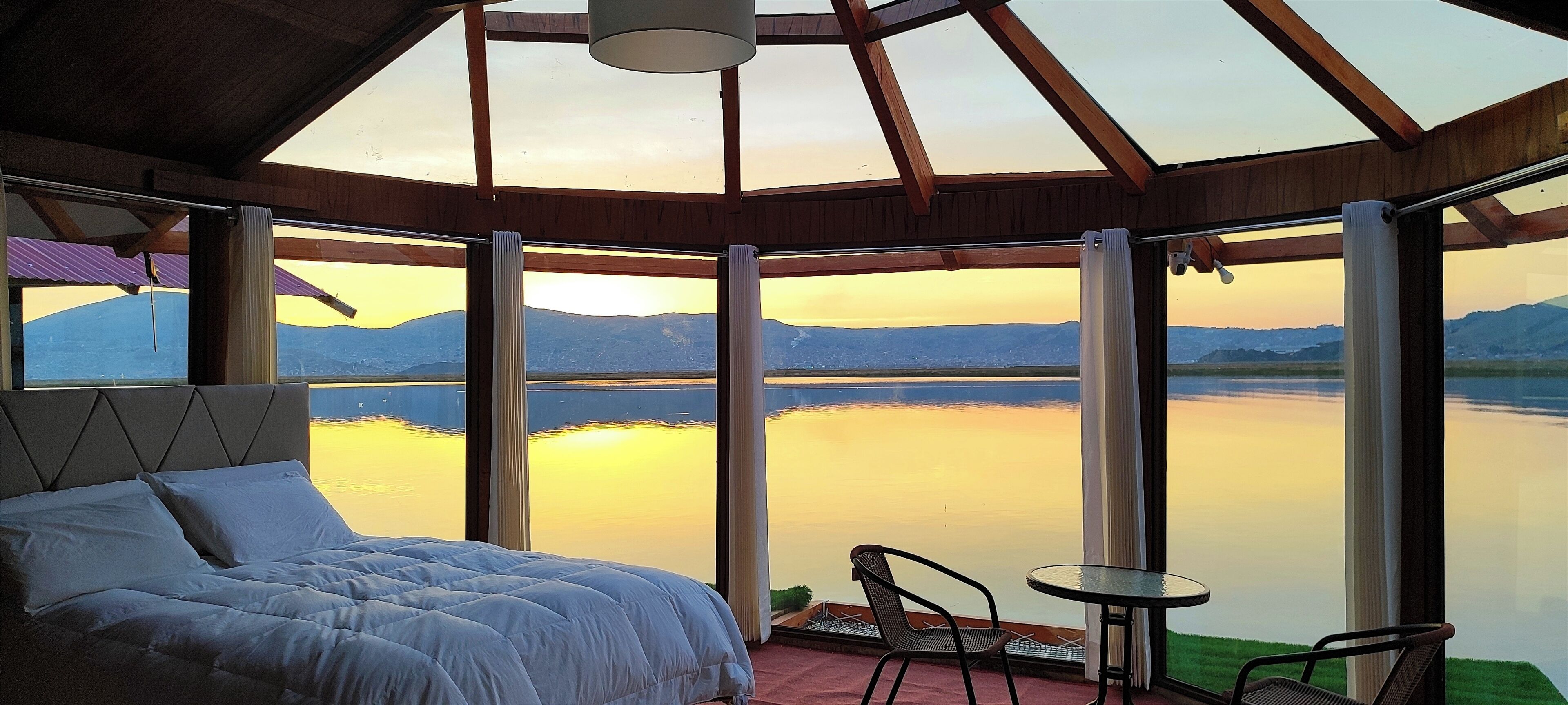 全景小屋 | 獨特設計、床單