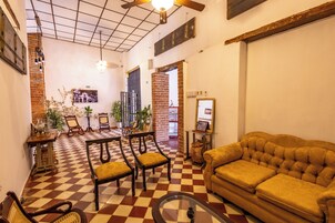 32-inch Smart TV with cable channels, Netflix, streaming services