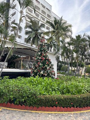 Front of property - Habitación Estándar vista Mar Enna Inn (Ixtapa)