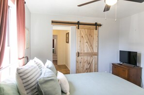 3 間睡房、Wi-Fi、床單