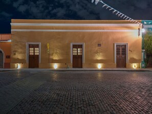 Exterior - La Ermita Suites in Merida Centro with Pool - Historic Church Front (Centro)