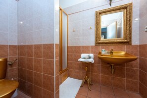 Shower - Studio golden (Hlavní mesto Praha)