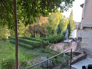 Property grounds - La Grange aux Mille Feuilles (Castres)