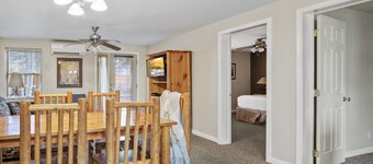 Outpost: Town Square Lodge 4 - Close to Town Square