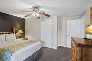 2 chambres, fer et planche à repasser, Wi-Fi, literie fournie