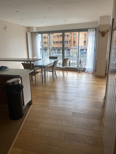 Appartement face aux pistes - centre station - idéal famille