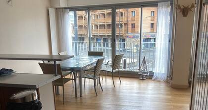 Appartement face aux pistes - centre station - idéal famille