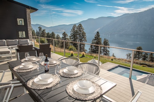 Private Pool | Stunning lake & mountain views | Modern, costal design