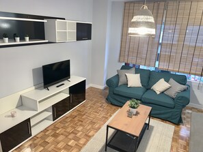 Living area - Apartment with garage one step away from the beach (Gijón)