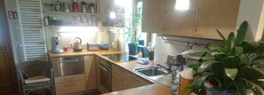 Frigorífic, forn, placa de cuina i rentaplats