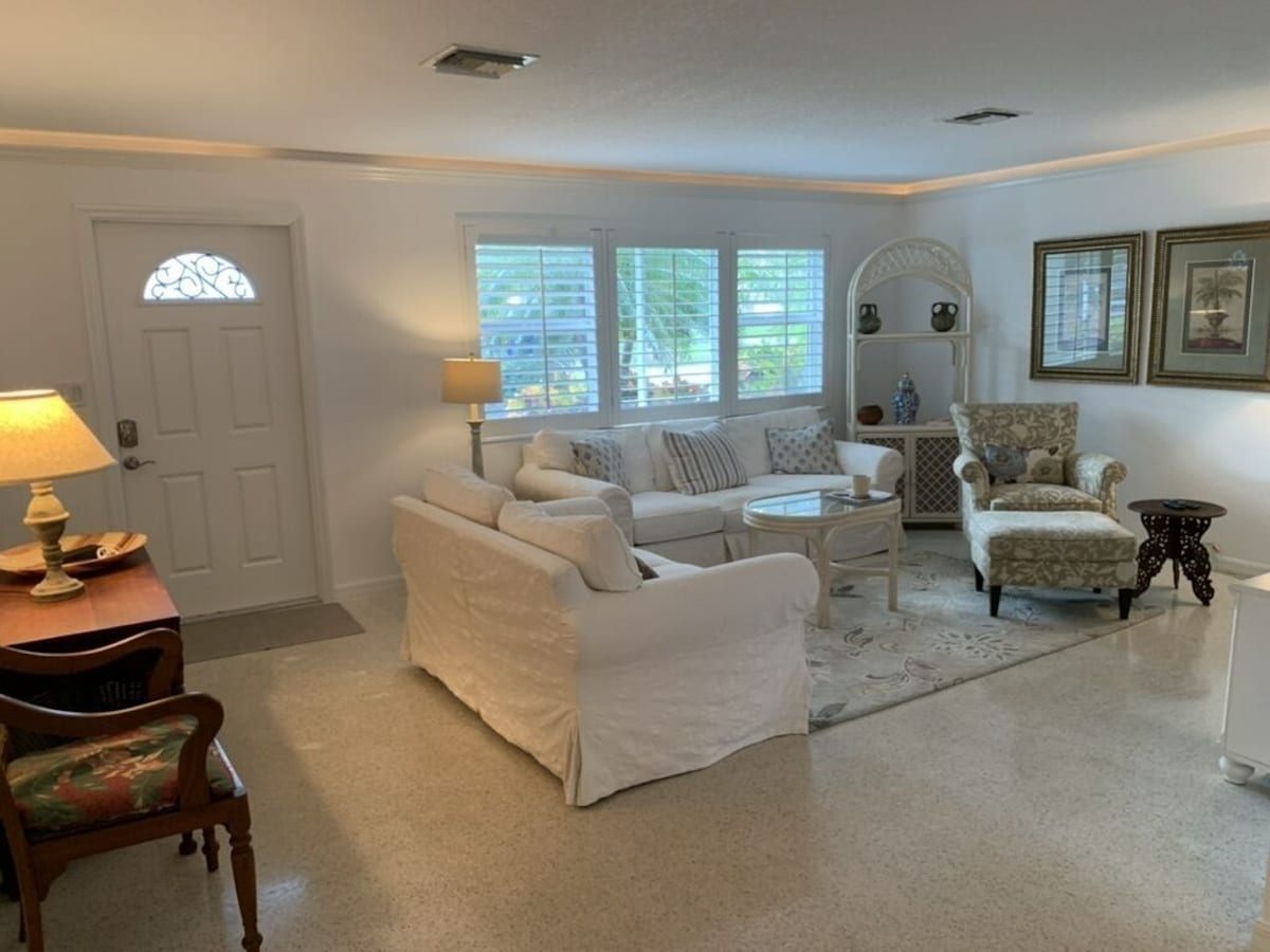 Photo 8 of 3Br/2Bath Coquina Sands Pool home - walk/bike to beach and town