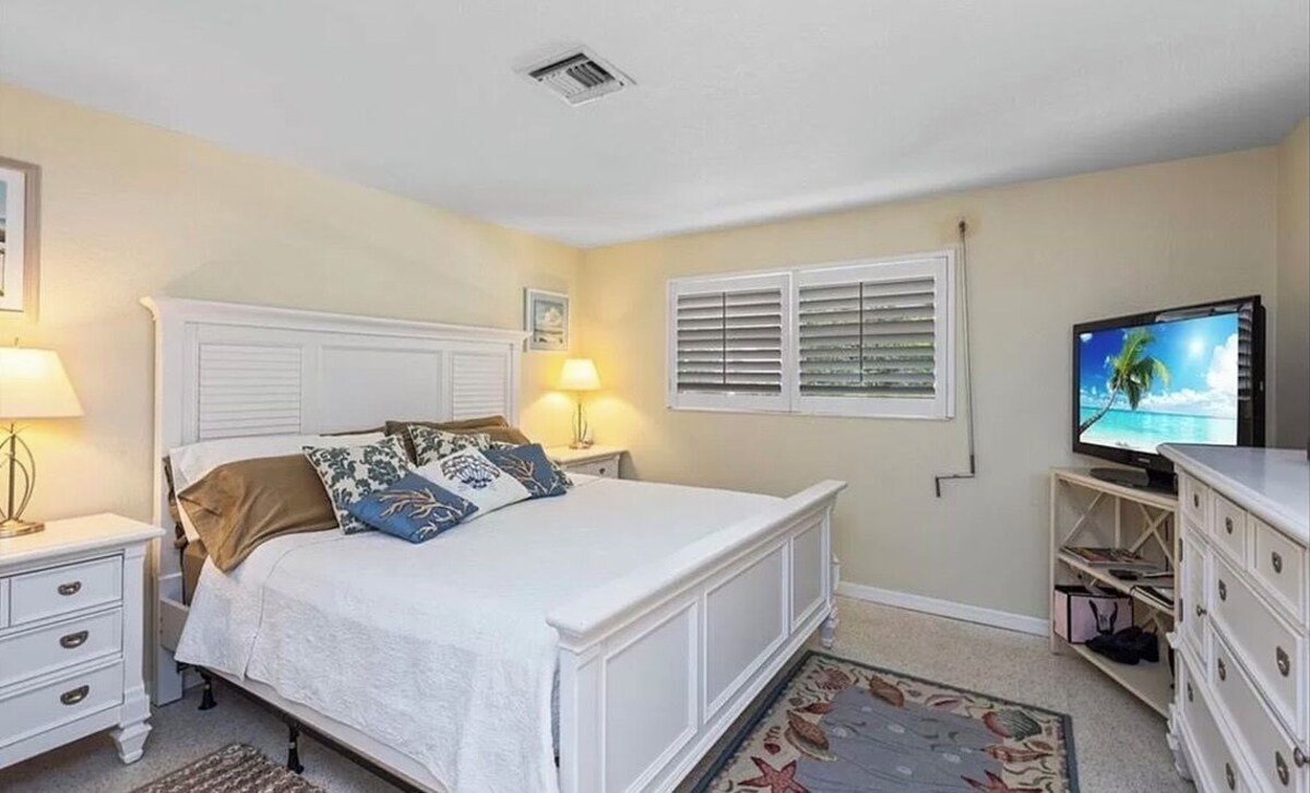 Photo 12 of 3Br/2Bath Coquina Sands Pool home - walk/bike to beach and town