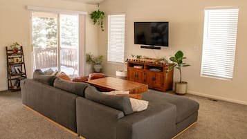 Smart TV, books, music library, stereo