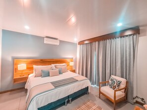 3 bedrooms, free WiFi, bed sheets - Vulcan Arenal House Hot water Pool (La Fortuna)