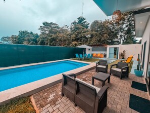 Beheizter Pool