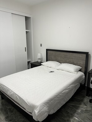 1 bedroom, desk, free WiFi - Quiet Modern condo minutes from the beach! (Punta Cana)