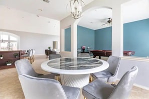 Dining - Luxury 1 story 3,272 SF. 12 miles from IAH airport (Houston)