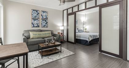 Comfortable beach apartment with pool