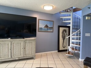 Interior - Deluxe 2 Story Penthouse at Edgewater Resort (Panama City)