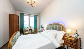 1 bedroom - luxury studio 5 (Hlavní mesto Praha)