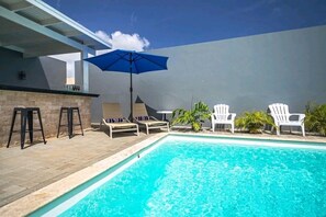Udendørs pool