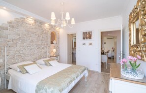 6 chambres, Wi-Fi, draps fournis